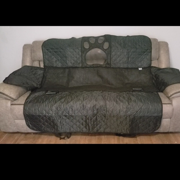 PET CAR SET COVER 60" X 64" BLACK Alpha Dog Pro - Picture 4 of 6